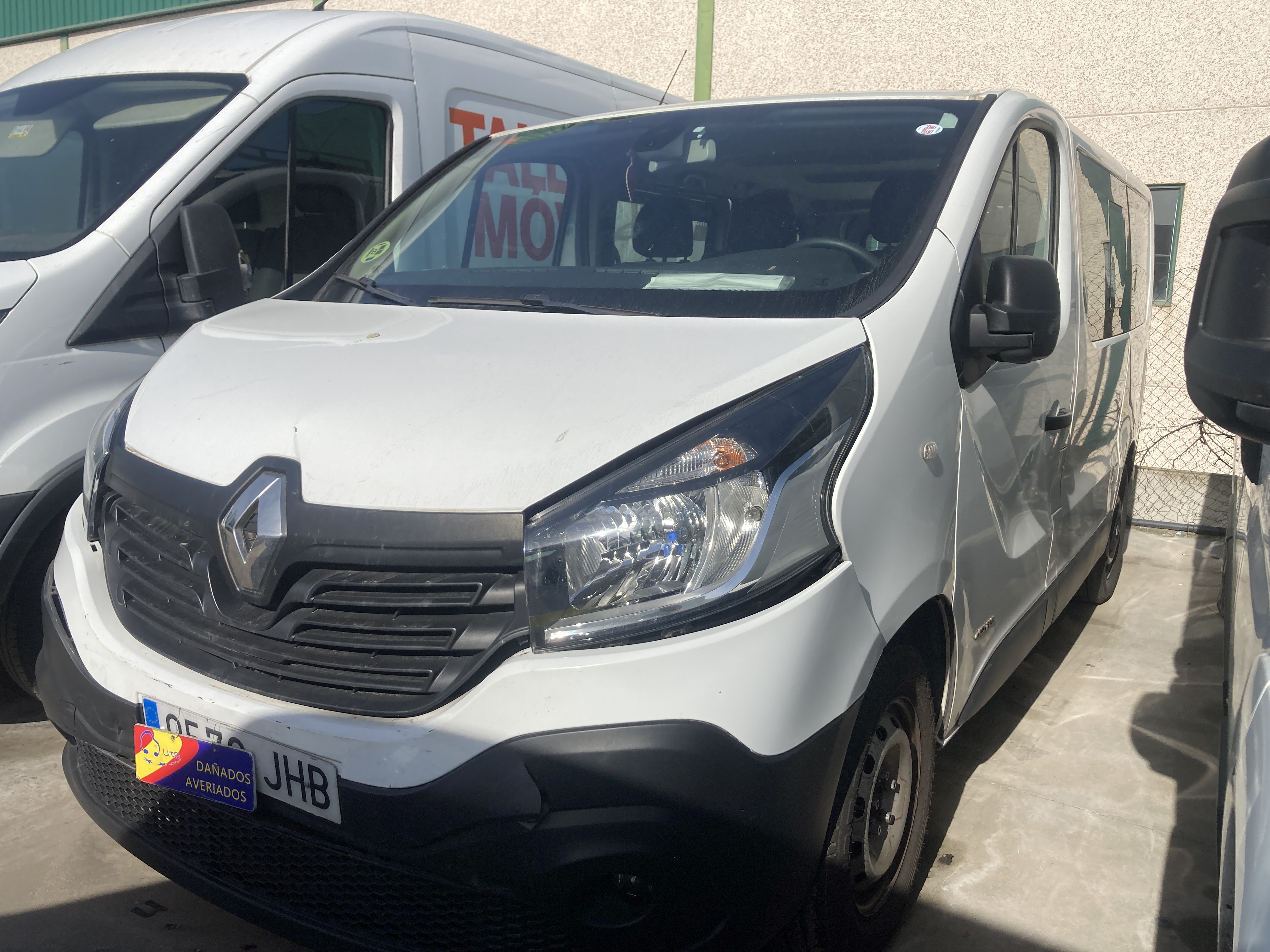 RENAULT Trafic Combi Mixto 56 N1 dCi 115