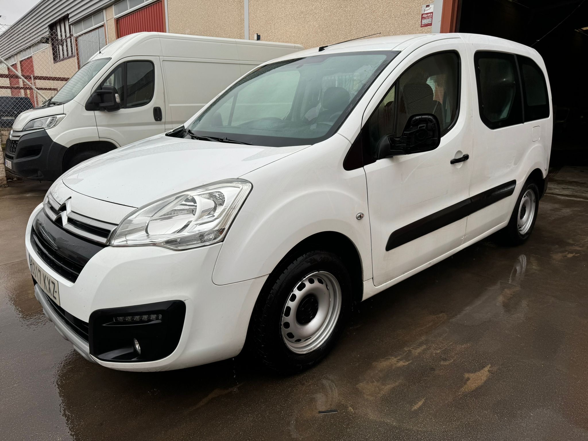 1.6 Hdi Multispace Año 7/2019 *** 7.690 € ***