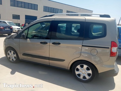 FORD Tourneo Courier 1.6 TDCi 95cv Titanium