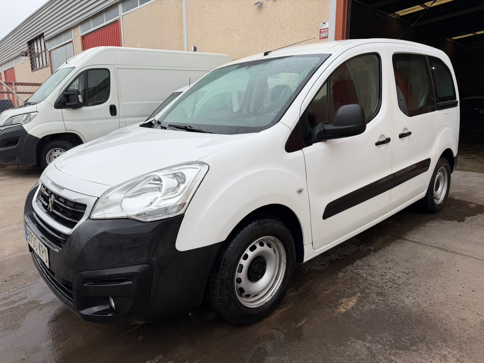 Tepee 1.6 Hdi Año 12/2018 *** 7.990 € ***