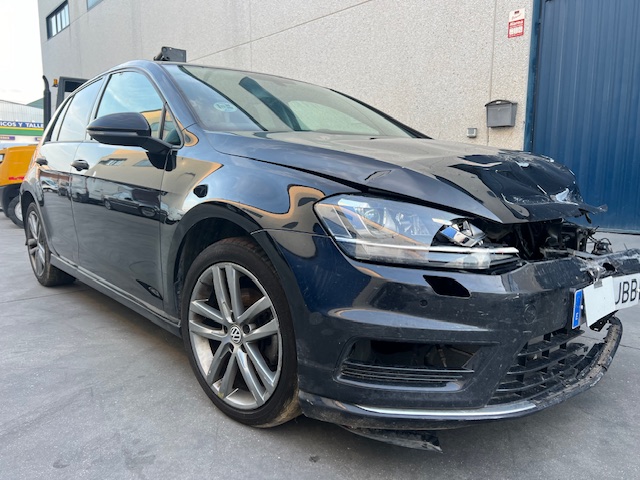 VOLKSWAGEN GOLF 7  2.0TDI  150CV AUTOMATICO