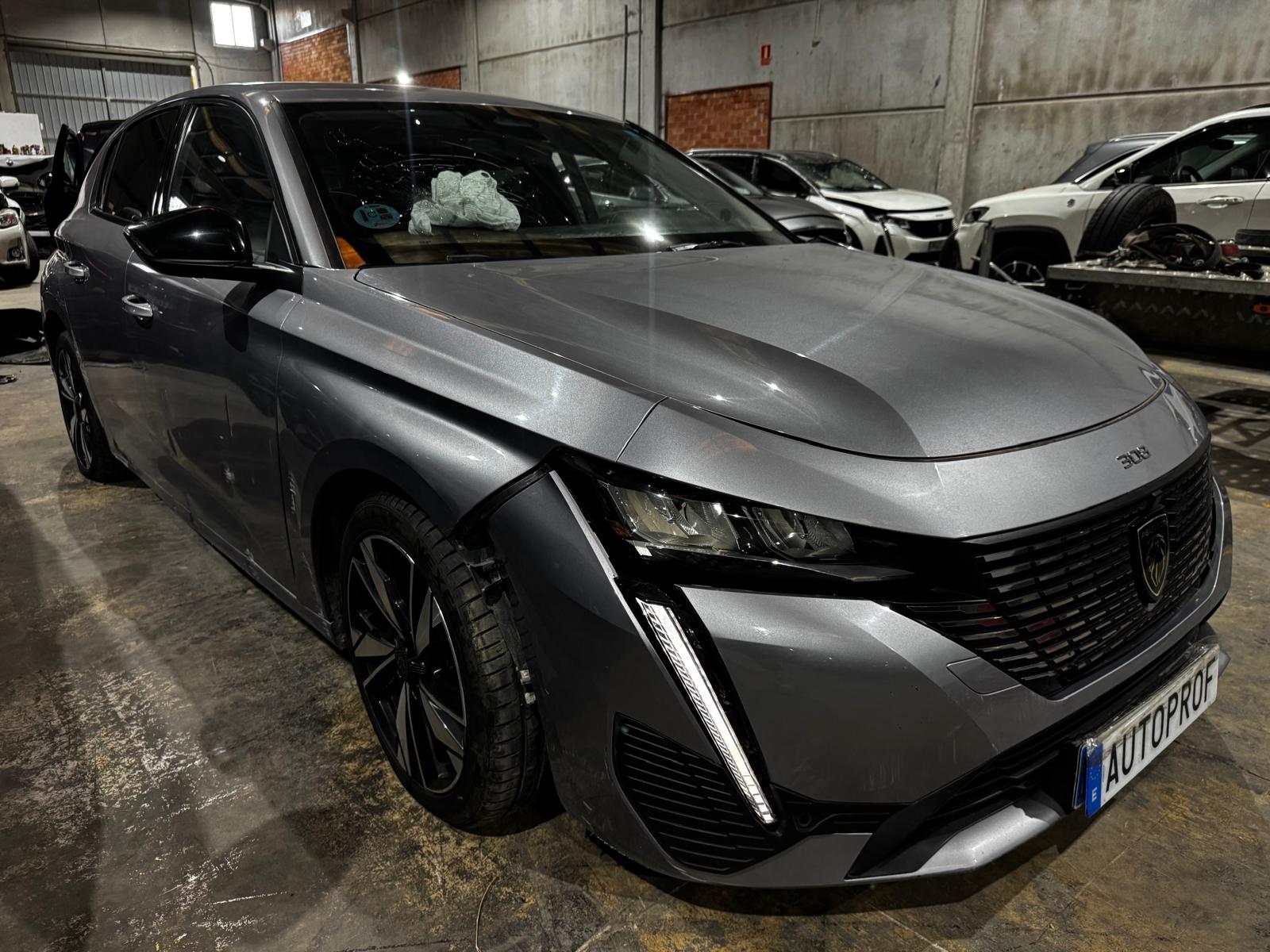 PEUGEOT 308 1.2 PURETECH ALLURE /2023