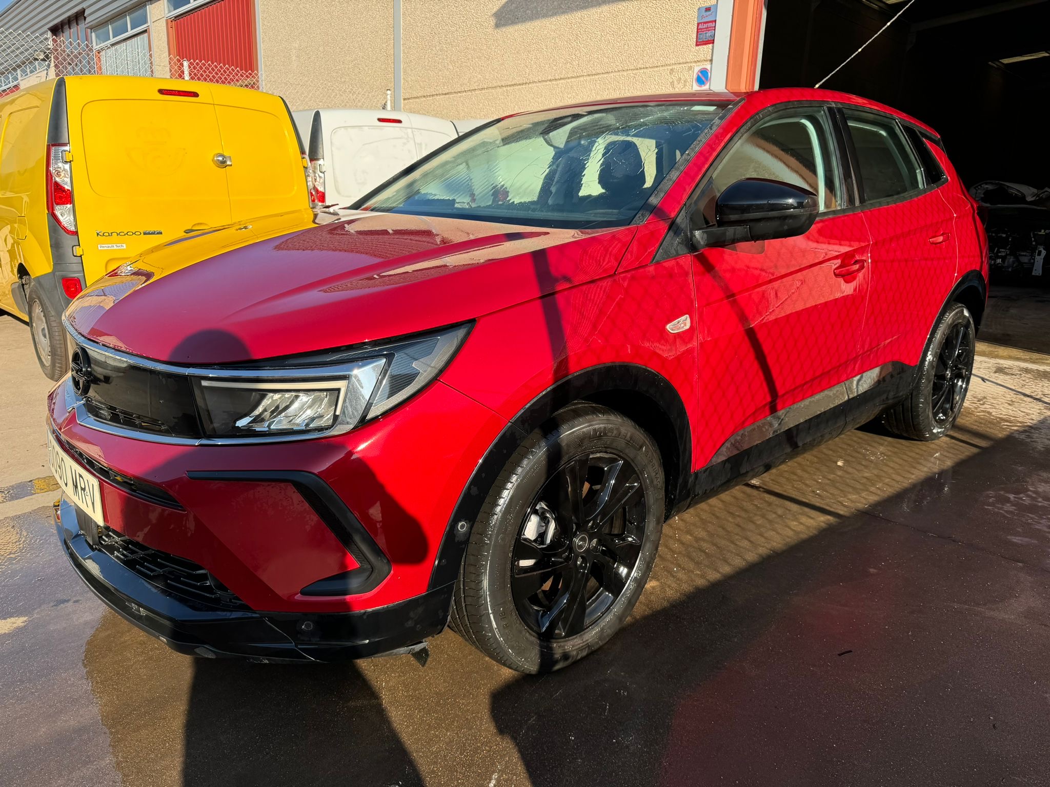 1.2 Gs SOLO 5.000 KM Año 6/2024 *** 8.490 € ***