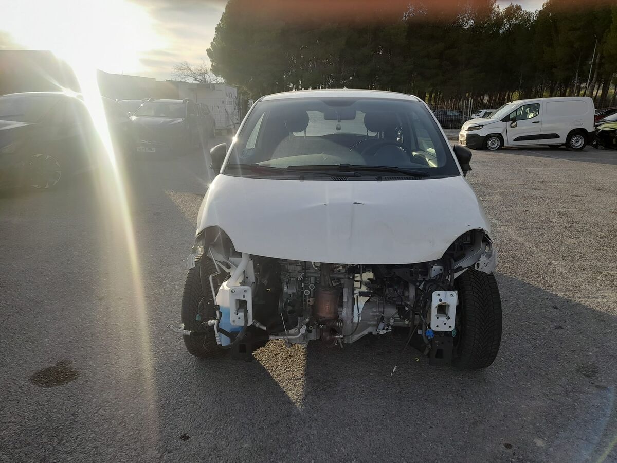 1.0 Híbrido 70CV Cult 6V