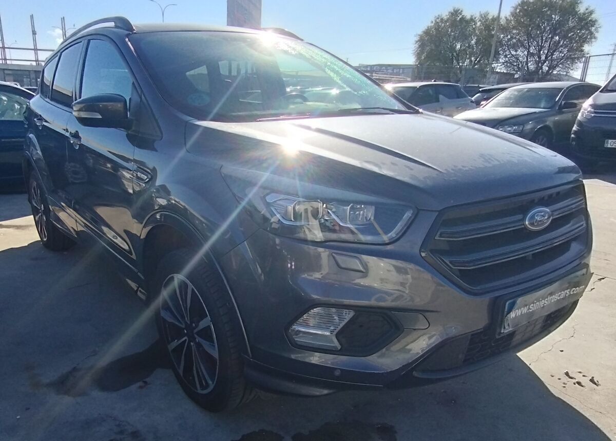FORD KUGA ST LINE 2.0cc 150cv DIESEL MANUAL AÑO 2018
