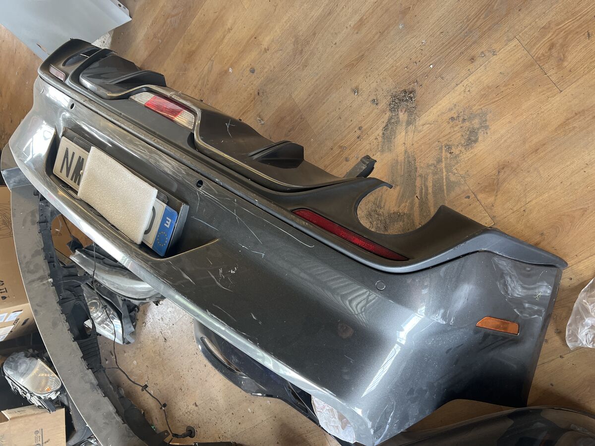 Paragolpes trasero Ford Mustang