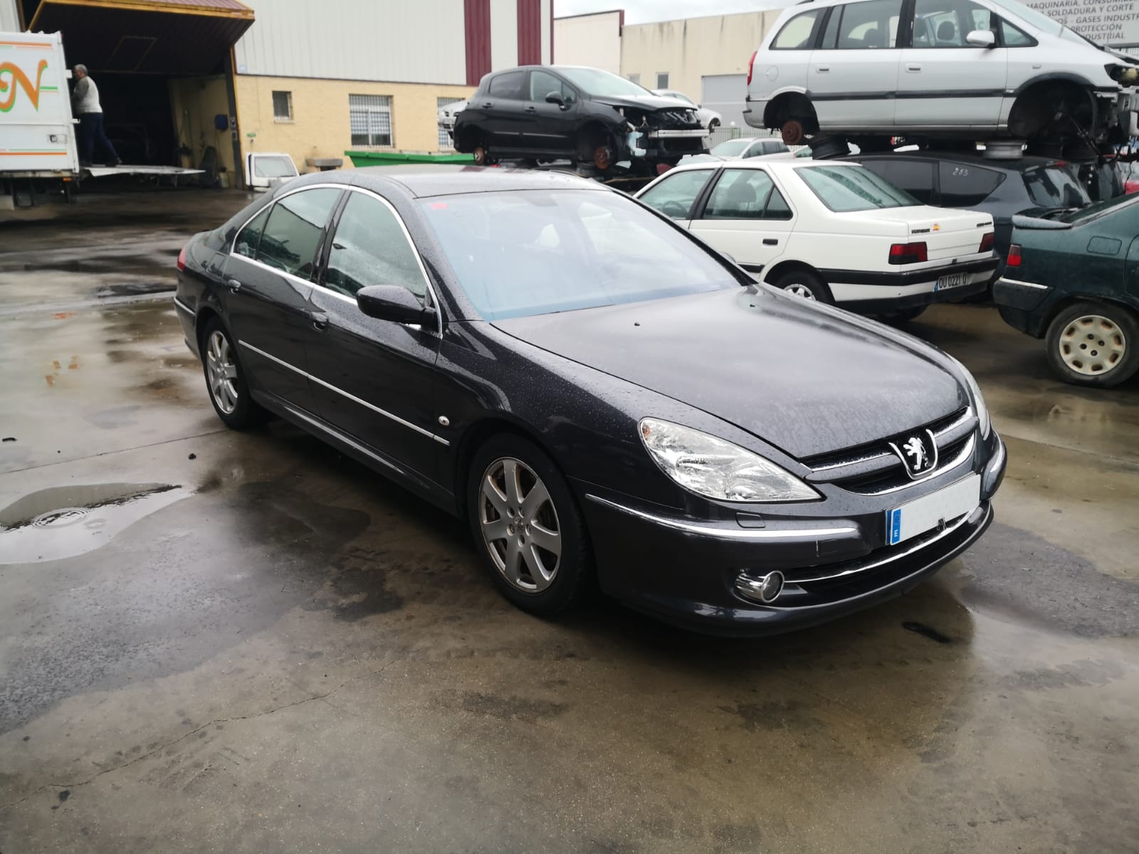 PEUGEOT 607 NOVIEMBRE 2005 DIESEL AUTOMATICO 2.8 CC 150 cv  190.000 KMS  motor y cambio ok