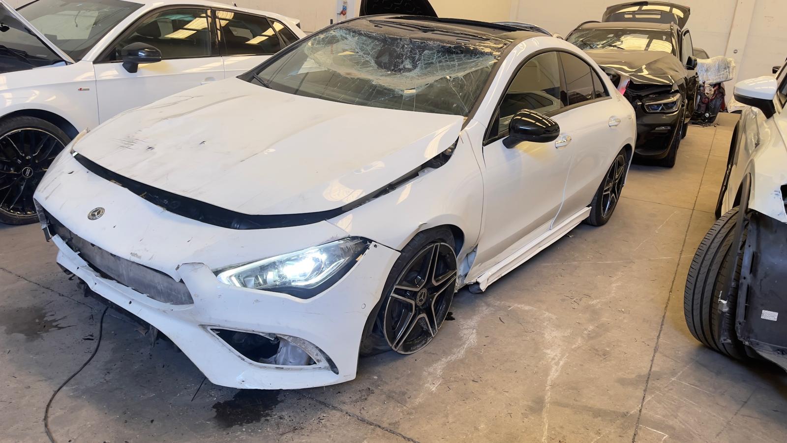 Mercedes-Benz Clase CLA 200D AMG 2020 ACCIDENTADO