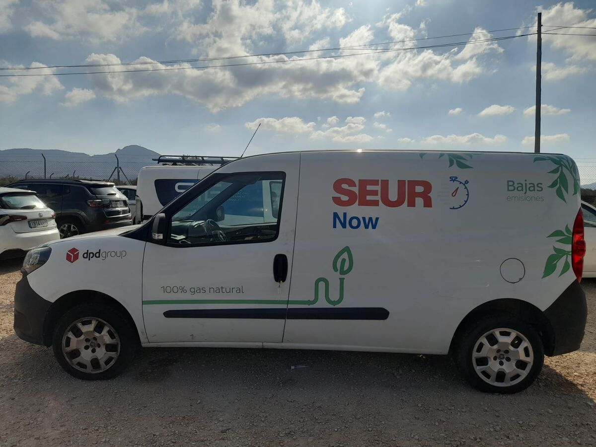 1.4 GNC 120CV Furgón Cargo SX Natural Power Maxi 6V