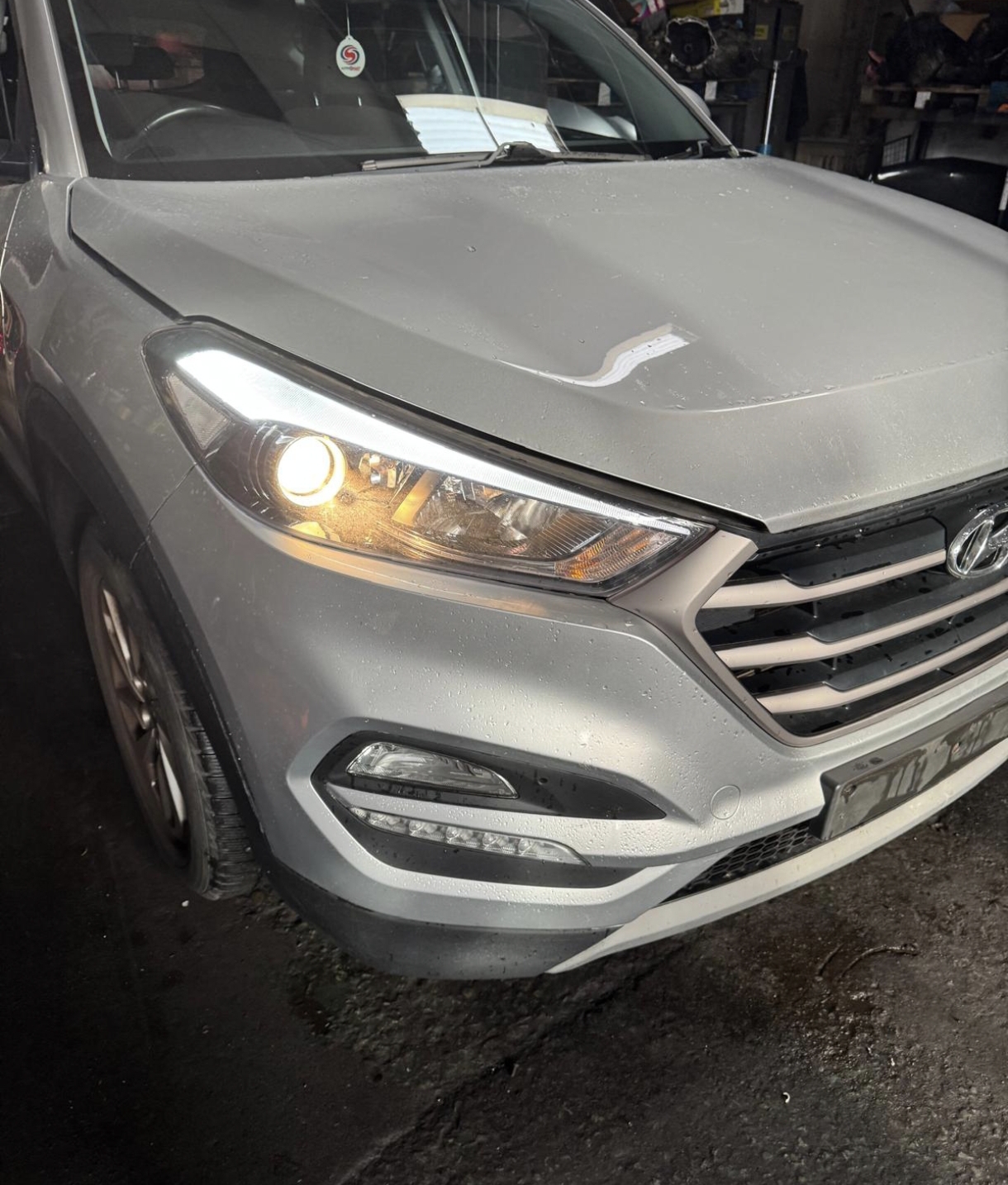 Se Vende recambios frente capo para Hyundai tucson 1.7 ano 2016
