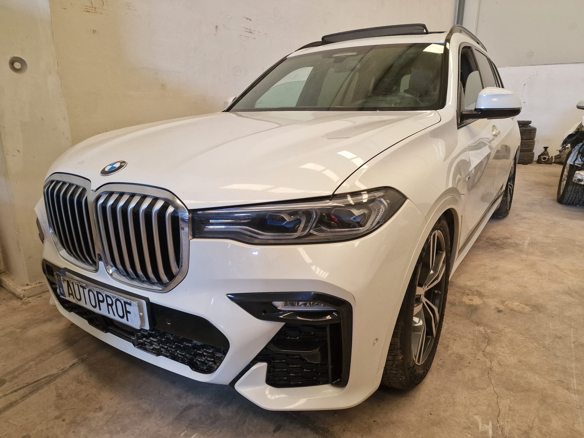 BMW X7 xDrive30d M-PACK 2020 INUNDADO