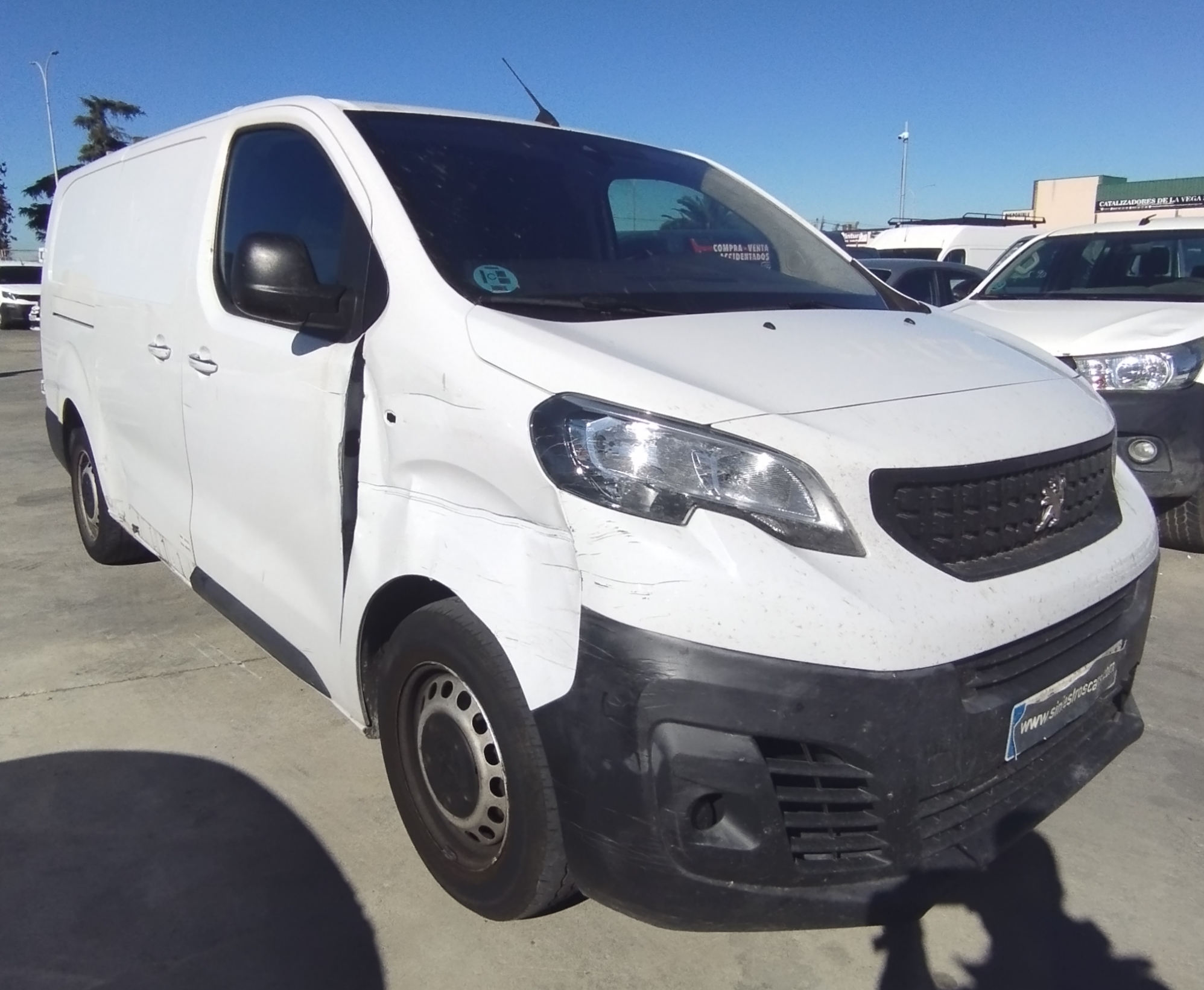 PEUGEOT EXPERT 1.5cc 102cv DIESEL MANUAL AÑO 2022