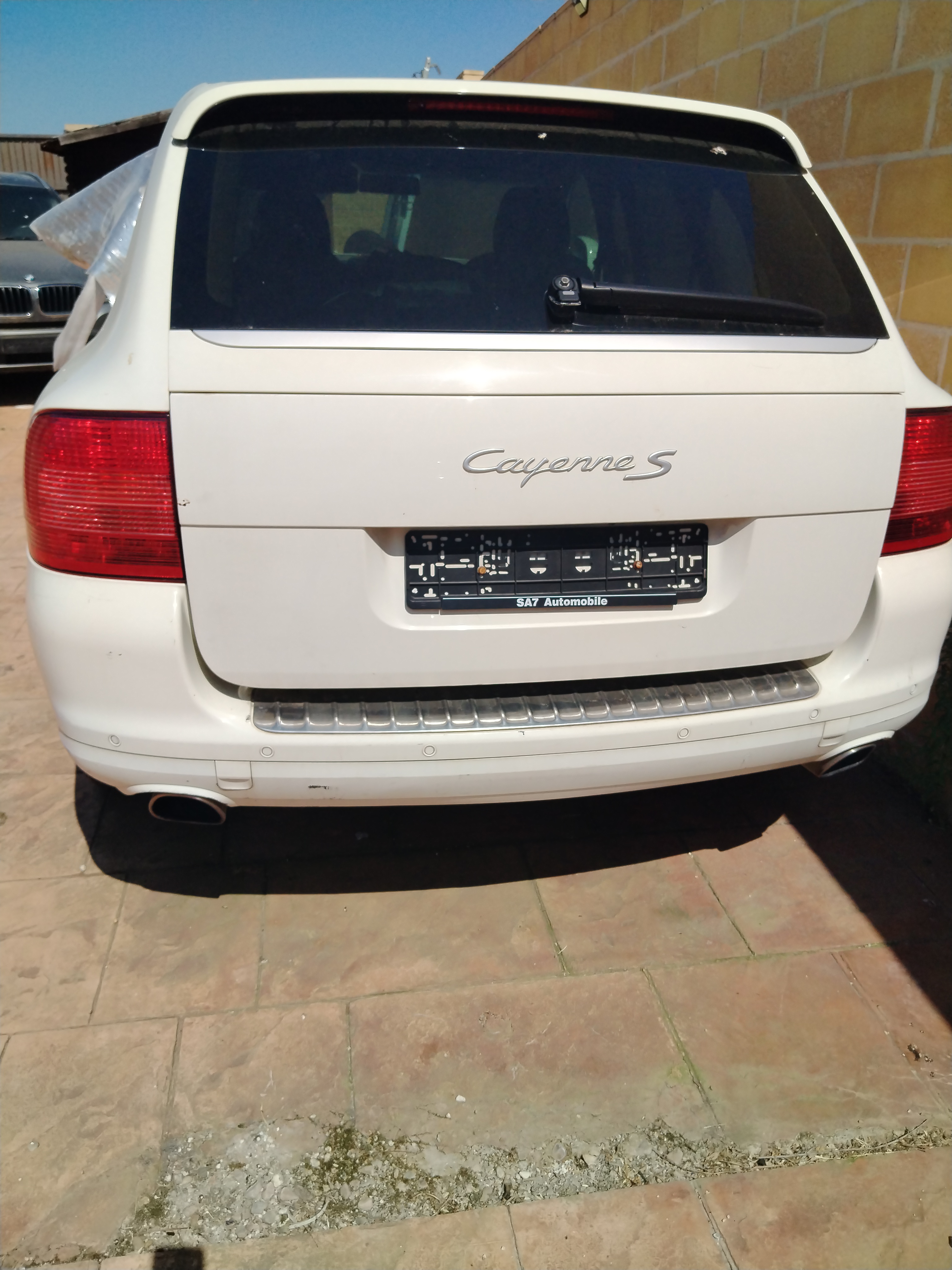 porsche cayenne