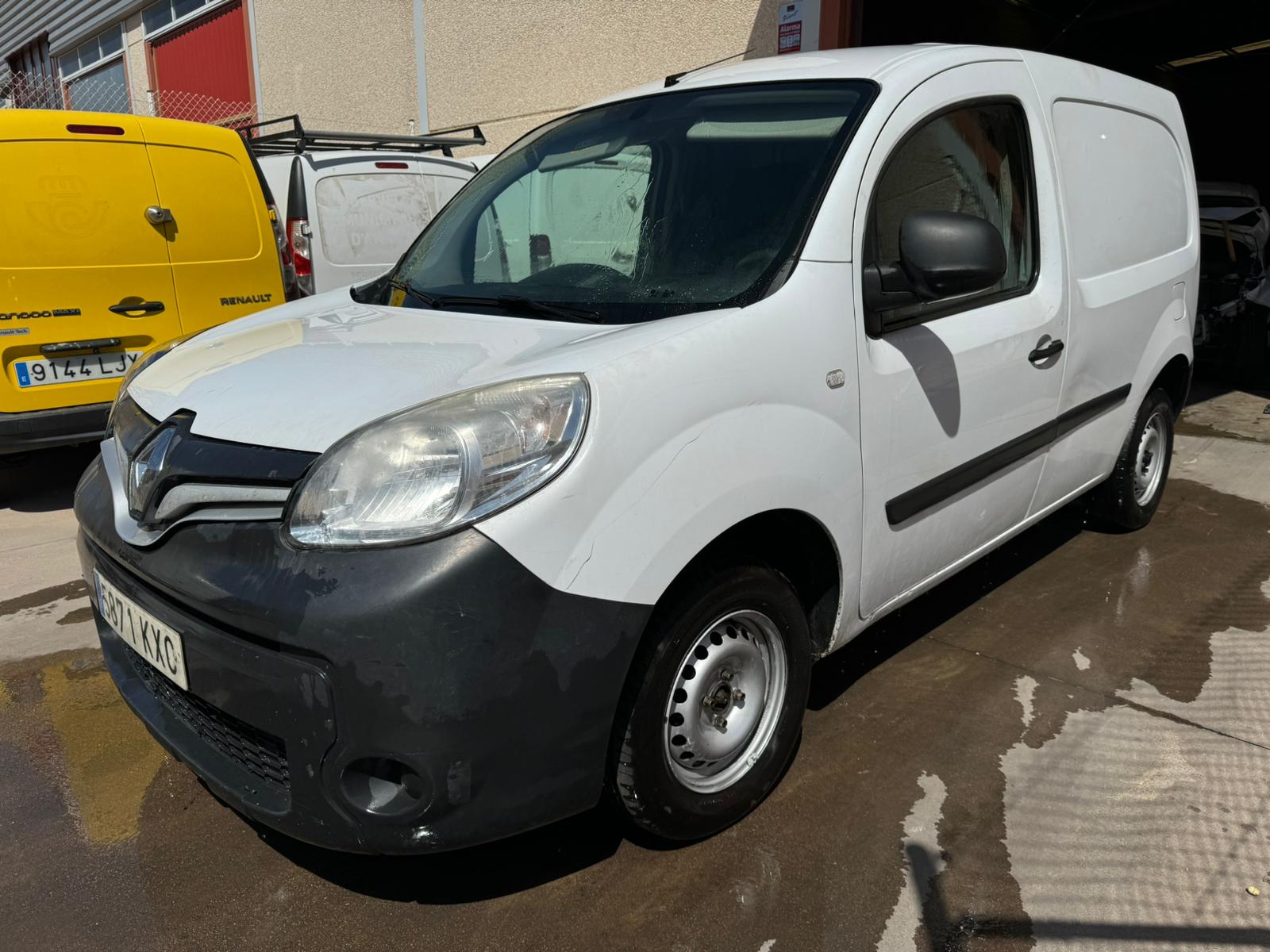 1.5 Dci Año 7/2019 *** 4.490 € ***