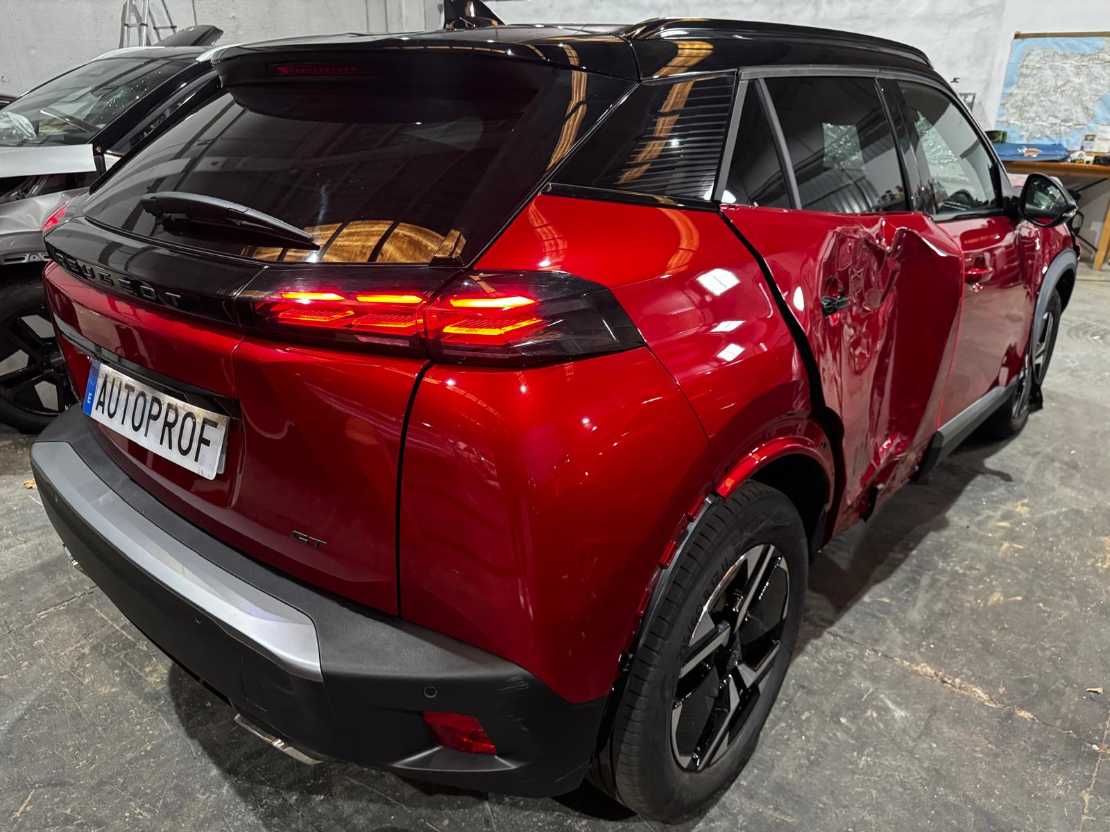 PEUGEOT 2008 GT 1.2PURETECH DEL 10/2023