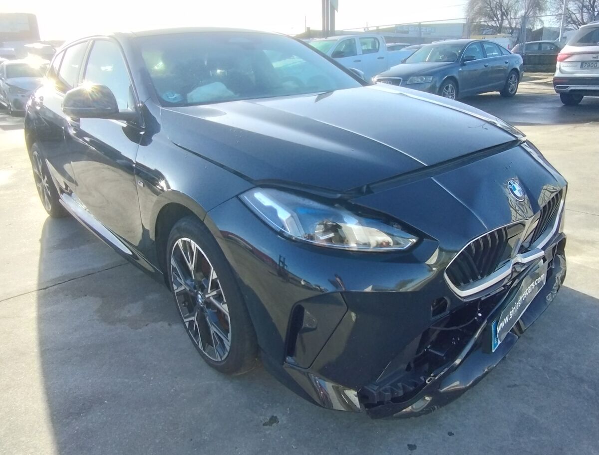 BMW 120d   2.0cc 150cv  HIBRIDO DIESEL  AUTOMATICO  AÑO 2025