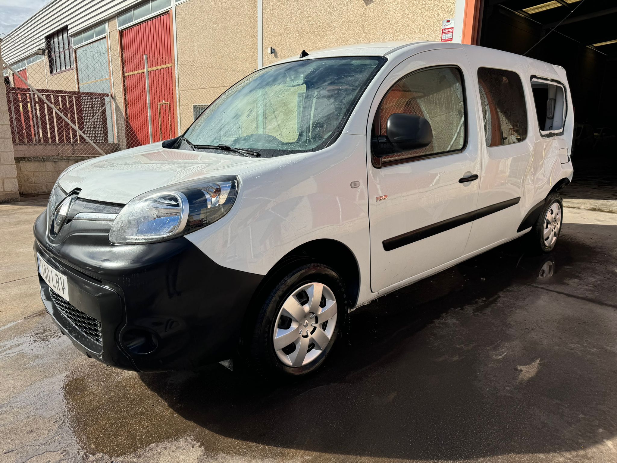 MAXI ZE Año 10/2021 *** 6.290 € ***