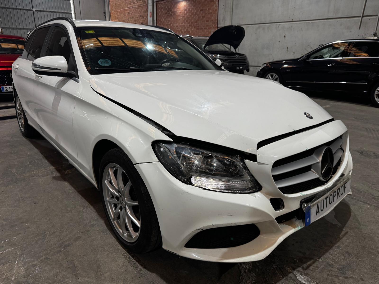 Mercedes-Benz Clase C220D 2016 ACCIDENTADO