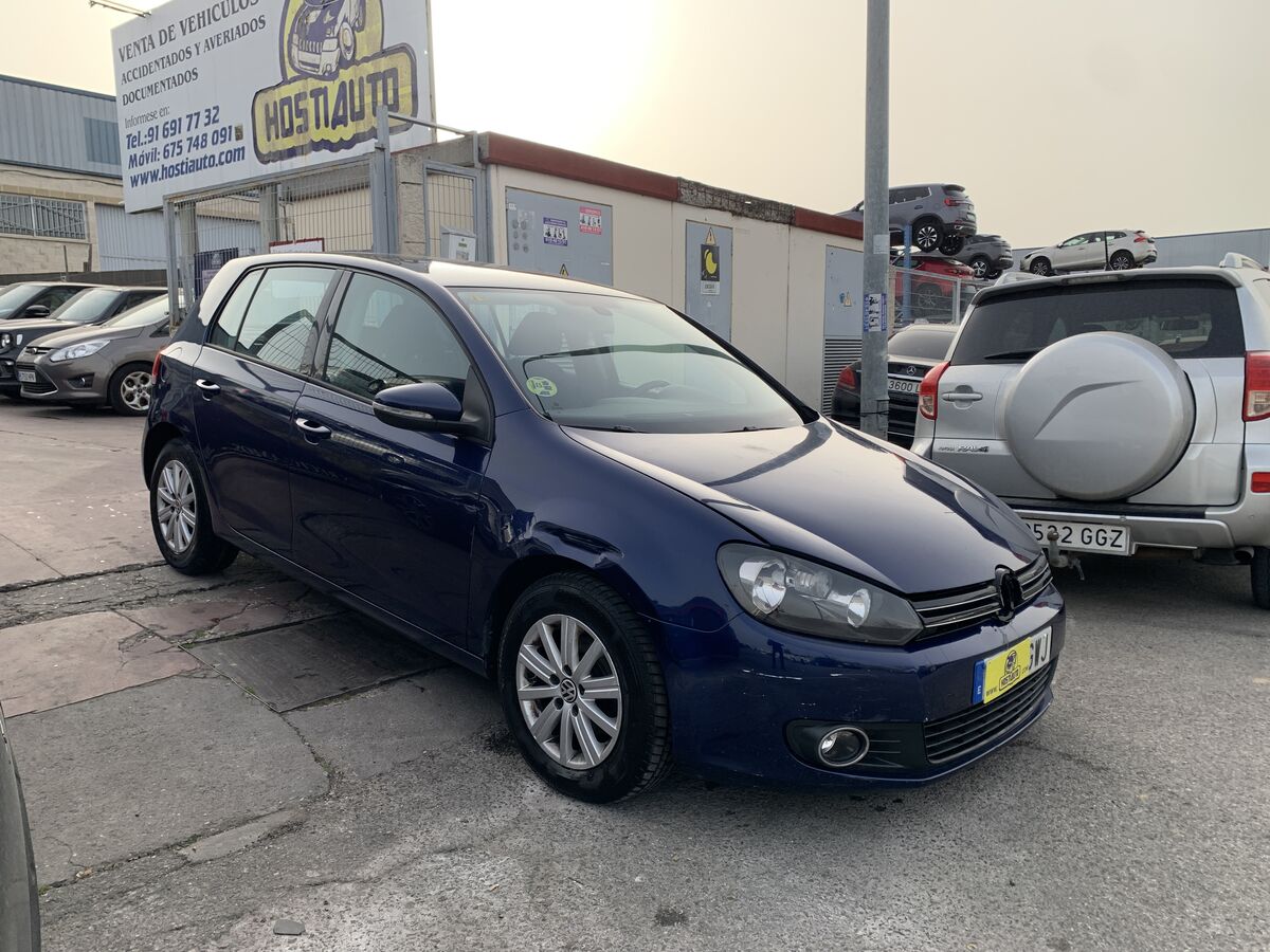 VOLKSWAGEN GOLF 1.6 TDI 105CV