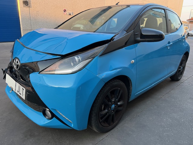 TOYOTA AYGO  1.0 70 cv  ARRANCA Y ANDA MUY BONITO