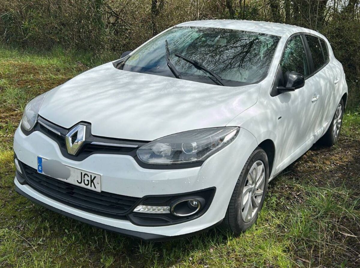 RENAULT MEGANE AÑO 2015 1.500€ !!
