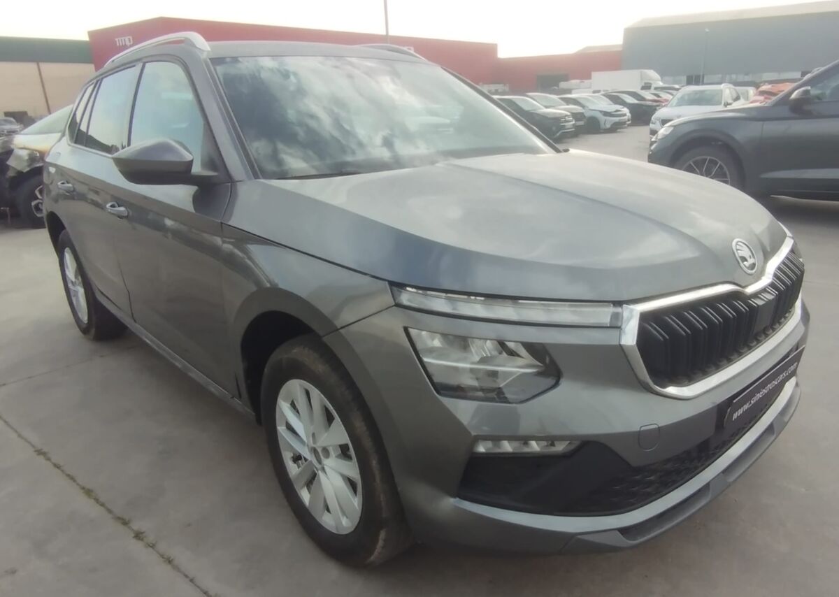 SKODA KAMIQ 1.0cc TSI 115cv GASOLINA  AUTOMATICO  AÑO 2026