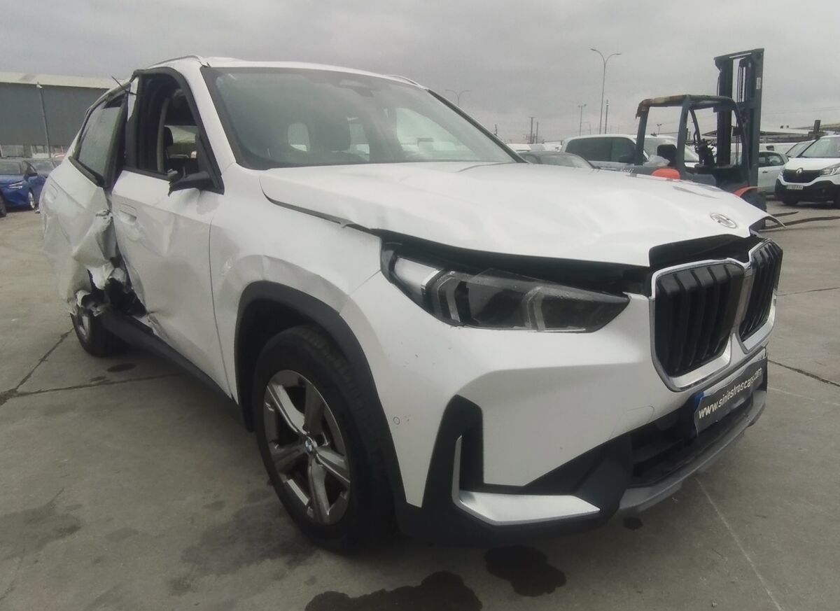 BMW X1  20i SDRIVE 1.5cc 156cv HIBRIDO AUTOMATICO  AÑO 2023