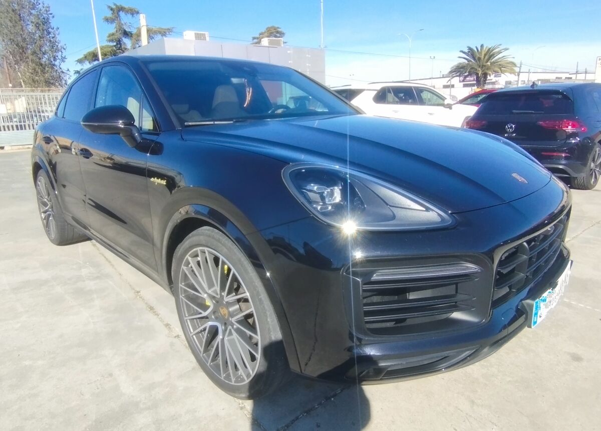 PORSCHE CAYENNE COUPE E-HYBRID  3.0cc v6 462cv AUTOMATICO  PHEV AÑO 2021