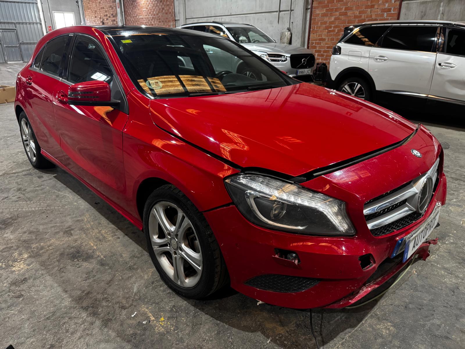 MERCEDES BENZ CLASE A 180CDI /2014