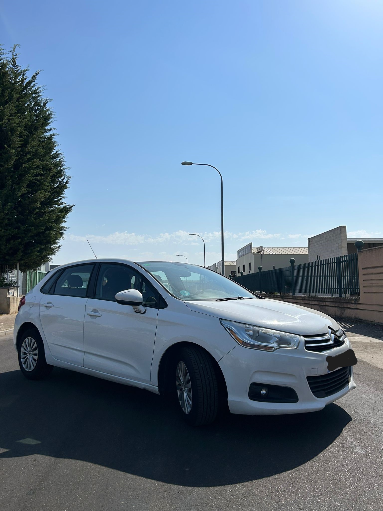 CITROËN C4 1.4 Gasolina, 95 CV