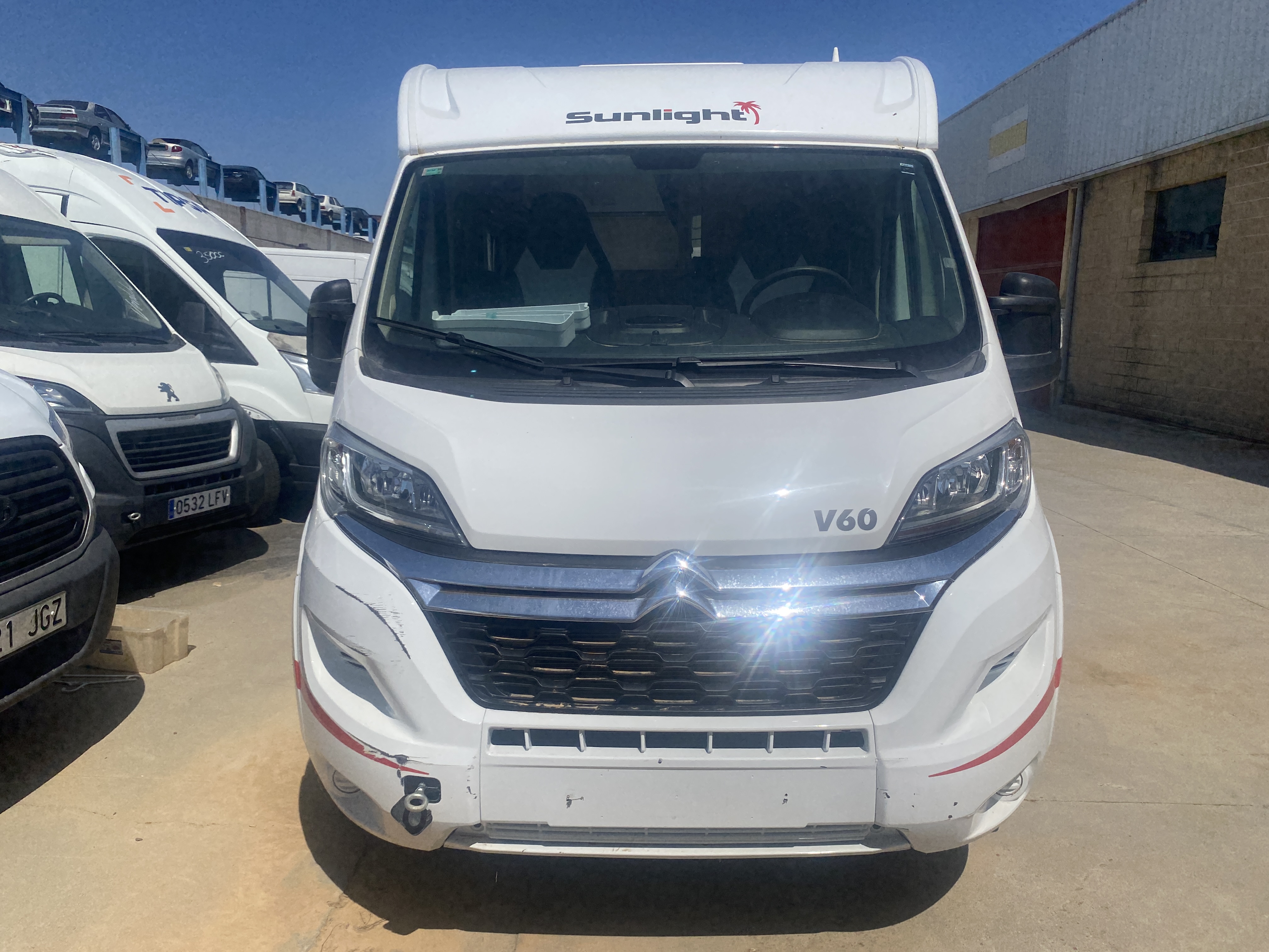AUTOCARAVANA V60